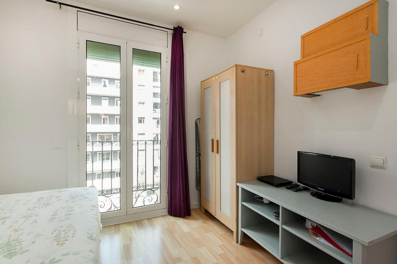 Sagrada Familia Apartament — Photos 2